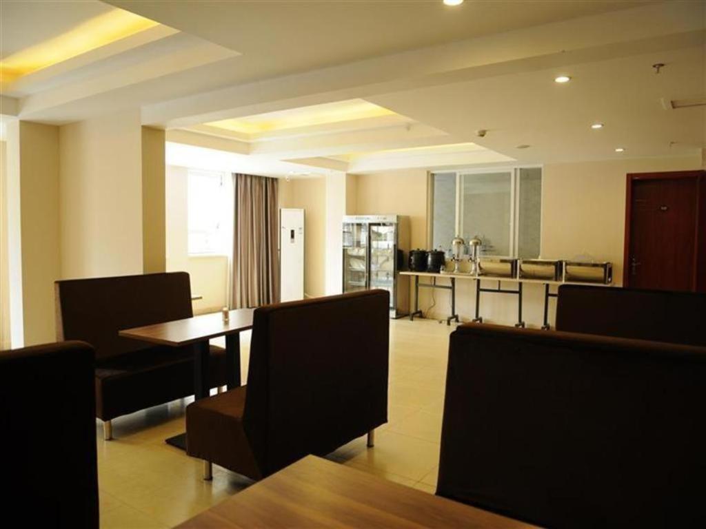 Greentree Inn Chengdu North Railway Station Beichengtianjie Business Hotel 외부 사진